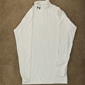 Under Armour White Warm Top: Size Large